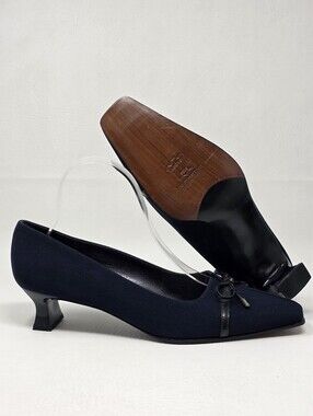 Stuart Weitzman Dark Blue Kitten Heel Women's Size 9 B Shoes Pre-owned